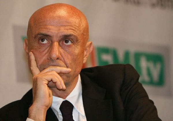 Minniti autorità delegata servizi segreti datagate