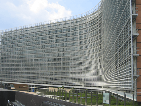Commissione--europea-movimento-5-stelle