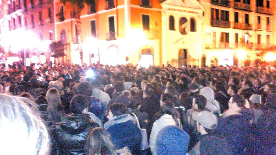 movimento 5 stelle salerno parlamentari sospesi piazza portanova