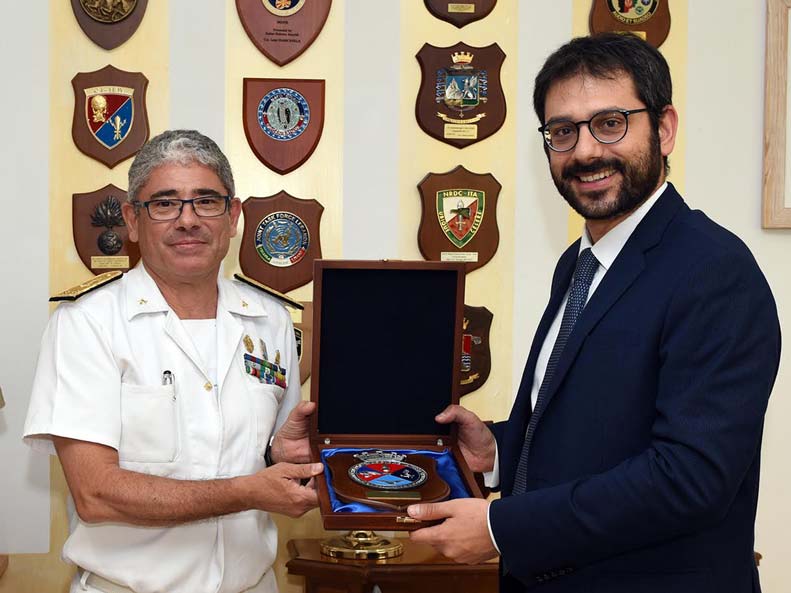 Centro-Intelligence-Interforze-del-RIS-Capo Reparto Informazioni e Sicurezza Ammiraglio di Divisione Fabrizio Simoncini-angelo-tofalo-sottosegretario-ministero-difesa