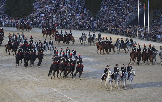Carosello Storico del 4° Rgt. CC a cavallo