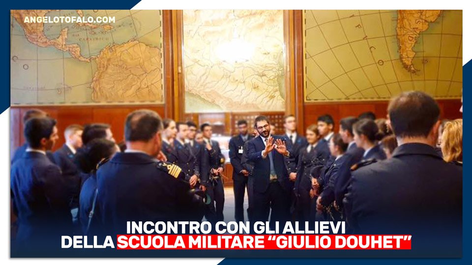Incontro-con-gli-Allievi-della-Scuola-Militare-Giulio-Douhet-angelo-tofalo-sottosegretario-ministero-difesa