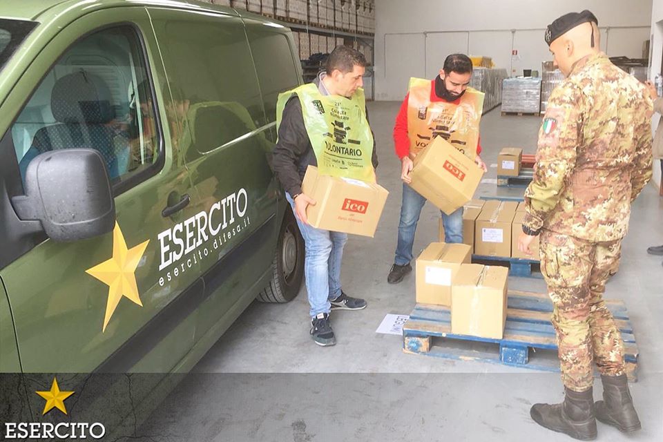 Esercito italiano partecipa alla Giornata nazionale della colletta alimentare