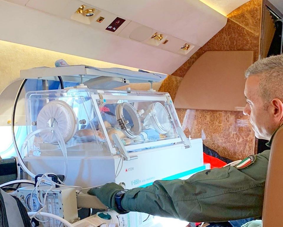 Aeronautica-Militare-trasporto-sanitario-urgente-di-un-bimbo-di-appena-un-mese-1