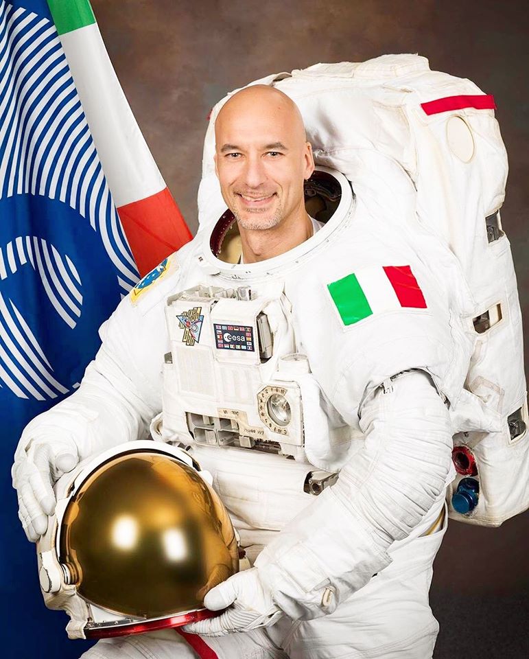 Luca Parmitano torna a casa dallo spazio e lascia la Stazione Spaziale Internazionale