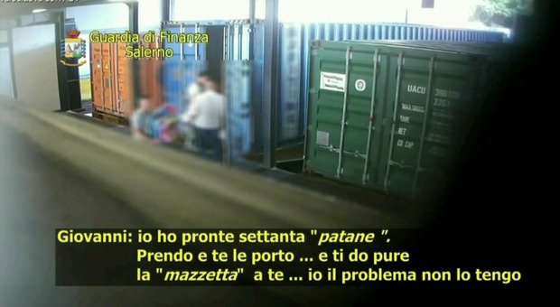Traffico internazionale di rifiuti a Salerno. 39 arresti