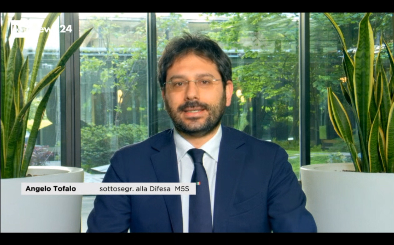 angelo tofalo rai news 24 difesa forze armate esercito italiano geopolitica fase 2 coronavirus russia cina usa