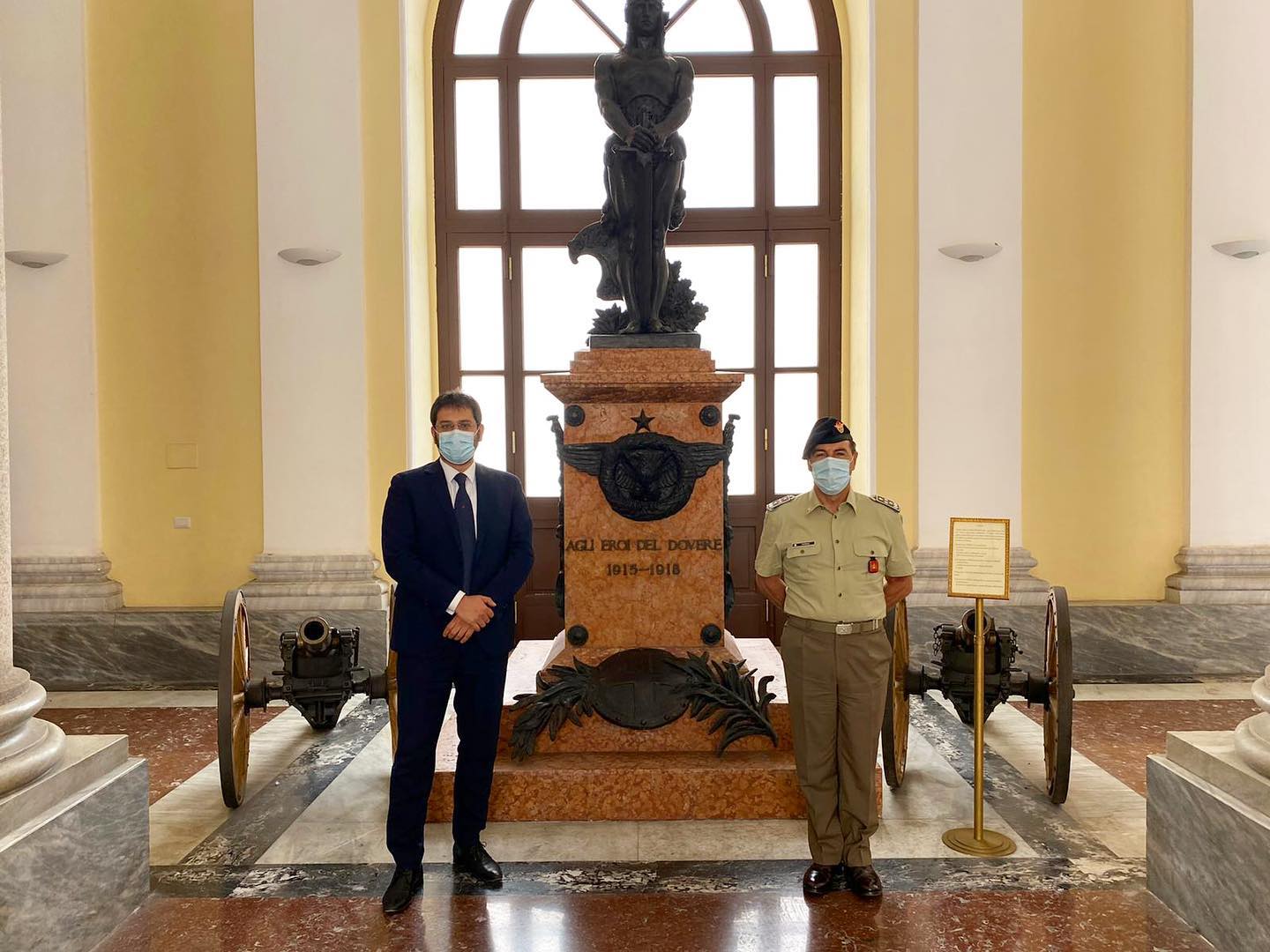 Il Sottosegretario di Stato alla Difesa, Angelo Tofalo e il Capo di Stato Maggiore dell'Esercito Italiano, Generale Salvatore Farina