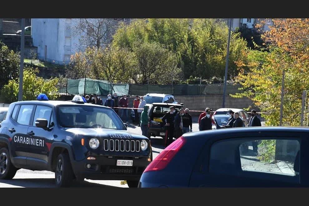 Sparatoria in ufficio postale Carabiniere ferita