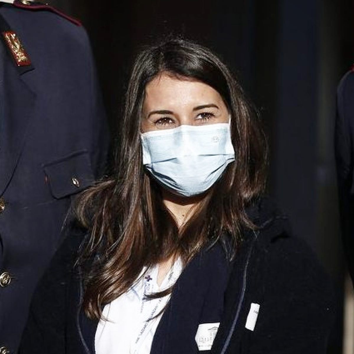 Claudia Alivernini La prima infermiera vaccinata contro il Covid-19, minacciata sui social