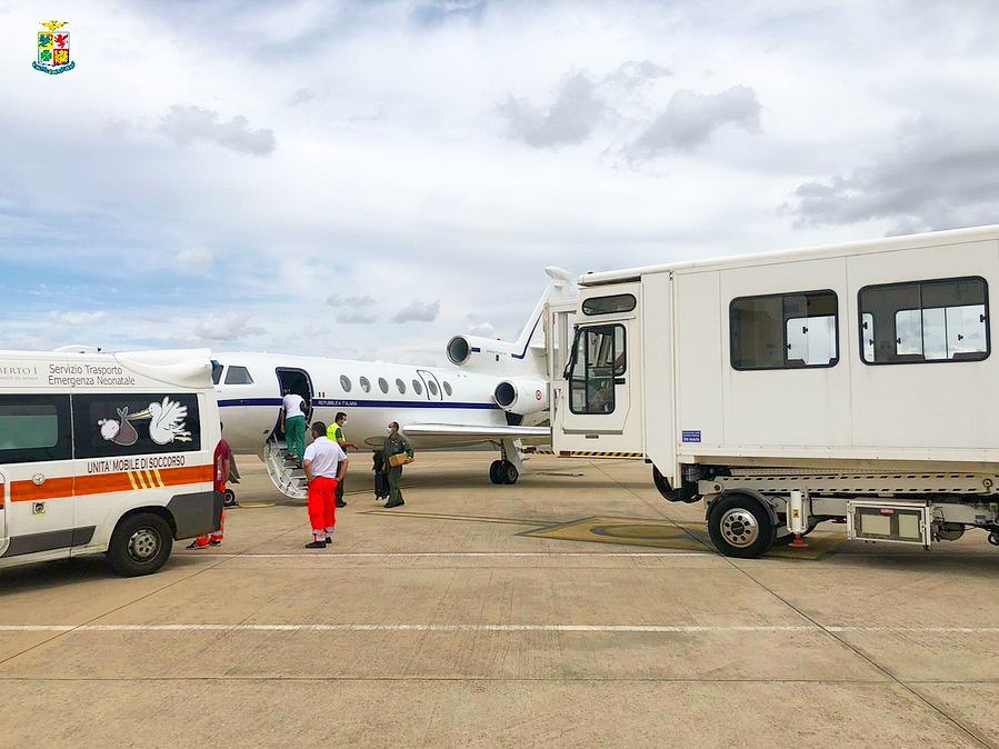Falcon 50 del 31° Stormo dell'Aeronautica Militare salva bimbo di 10 giorni